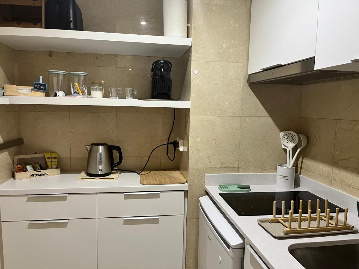 Precioso Y Tranquilo Apartamento Zona Alta Diagonal Barcelona Exteriör bild